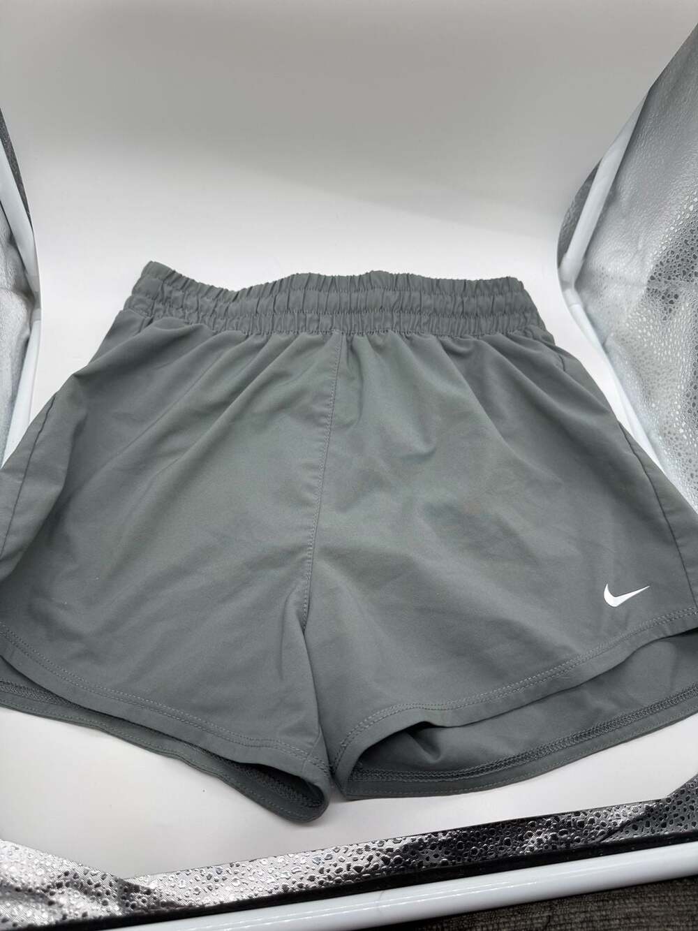 Nike Dri-FIT Athletic Shorts Size M